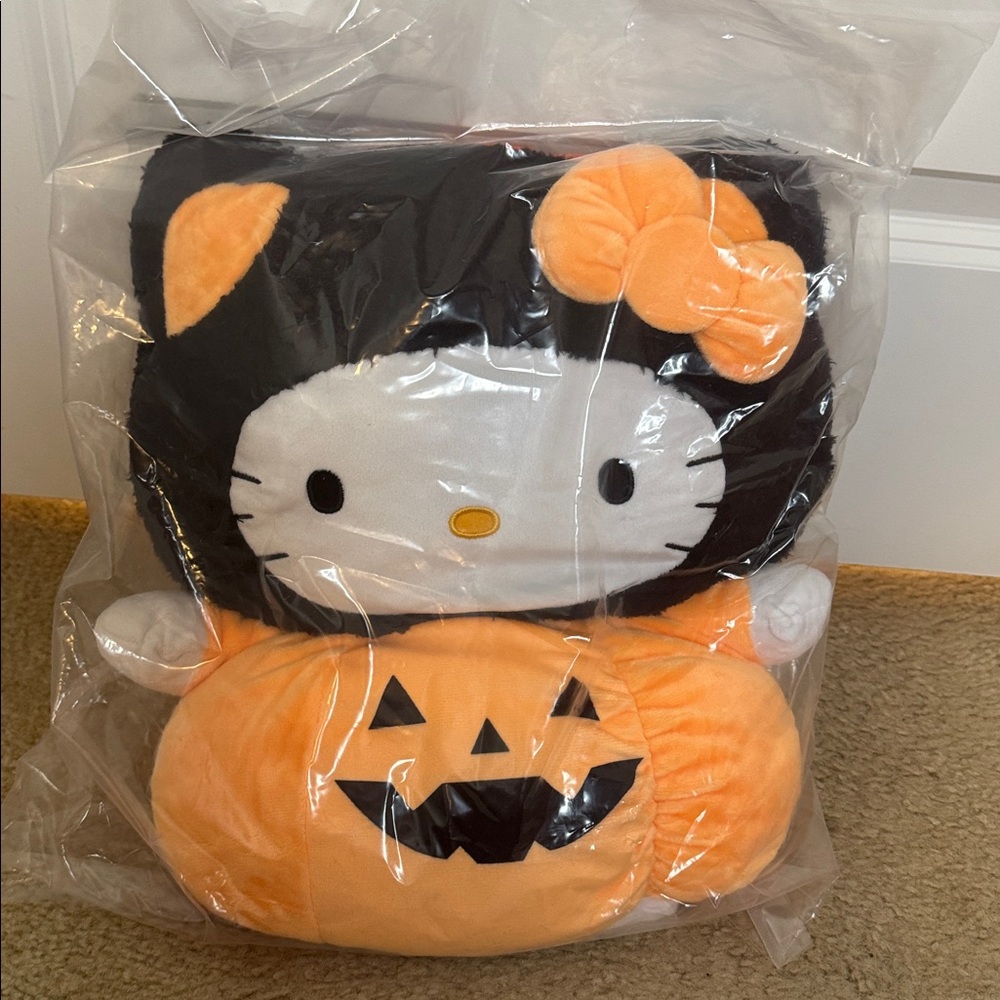 Hello Kitty Halloween Cat backpack